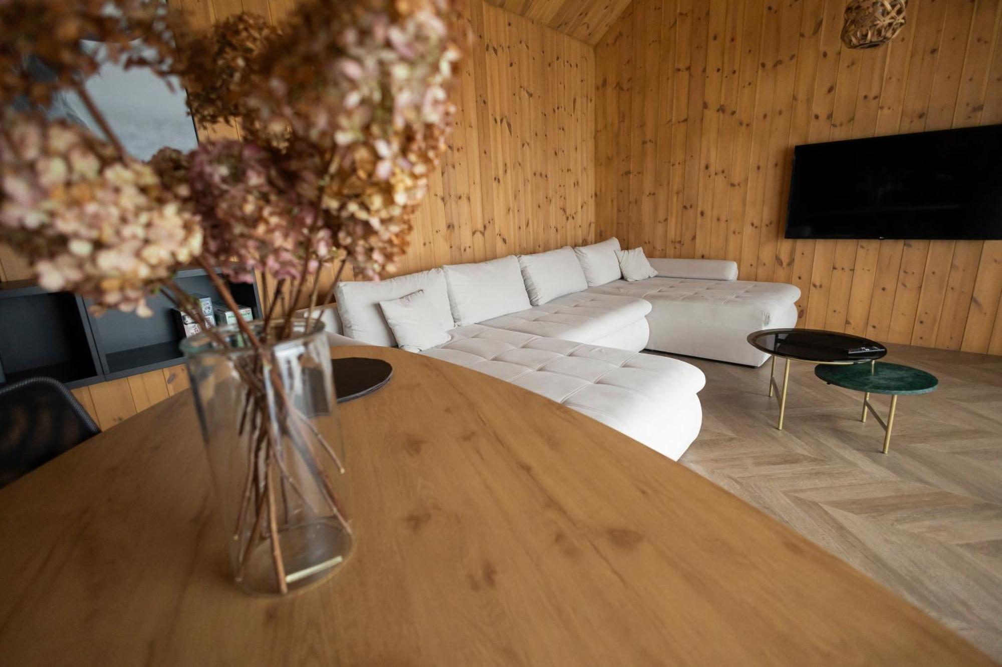 Viesuli Village Villas Saraiķi Habitación foto